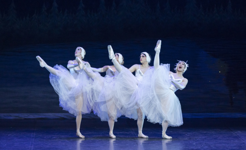 The world’s first and foremost gender-skewering ballet company swans back into town 